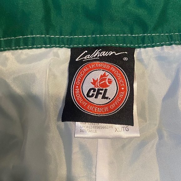 Men’s lined Saskatchewan roughrider CFL Shorts - Picture 4 of 6